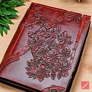 Looking For Unique Corporate Gifts? Duqaa Specializes In Premium Leather Products That Are Perfect For Any Occasion. Stand Out With Our Handcrafted Excellence! 🎁👜 #Duqaa #Exporter #Corporategifts
